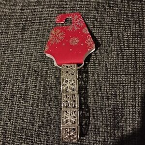 Silver Snowflake Bracelet NEW